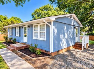 99 N McGinnis Pl, Mount Holly, NC 28120