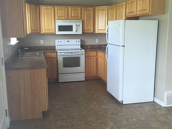 5th image of 1562 W 300 S APT 7