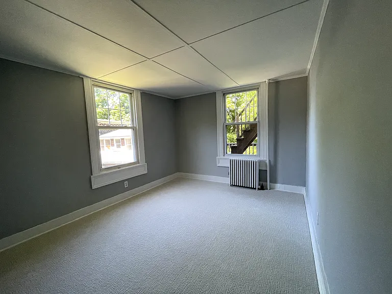 4 Main St #3 — Photo 15