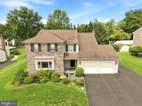 1066 Hackney Cir, Warrington, PA 18976