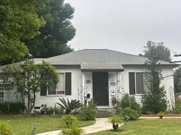 15558 Covello St, Van Nuys, CA 91406