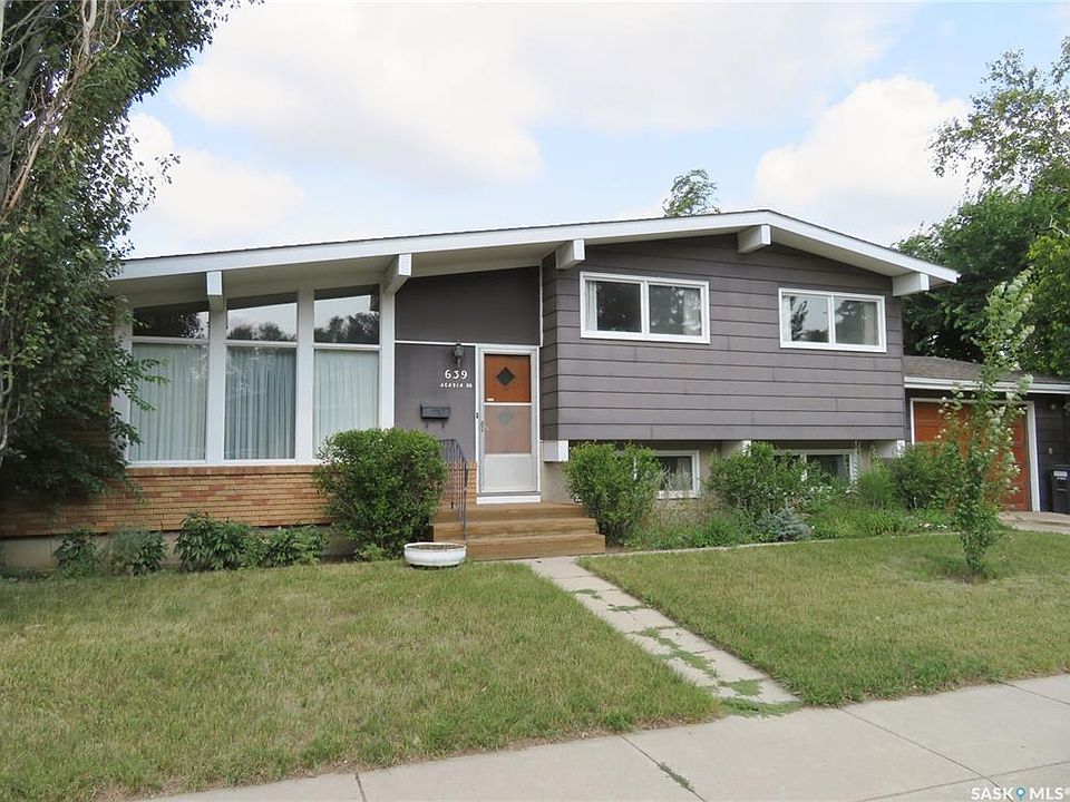 1st image of 639 Acadia DRIVE