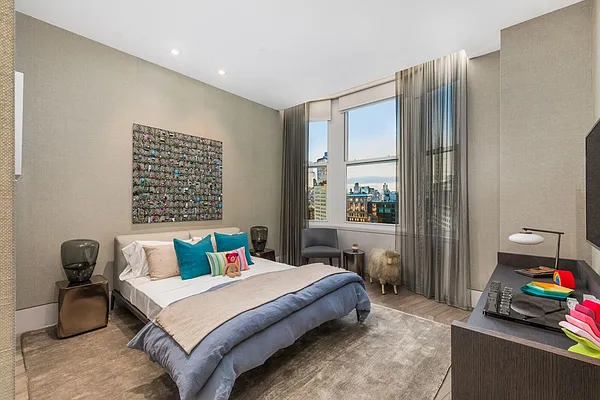 Sold by Douglas Elliman | media 36