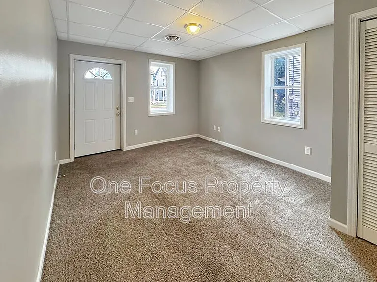 476 W Main St — Photo 7