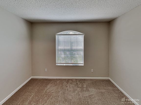 5th image of 531 Ashcroft Landing Dr