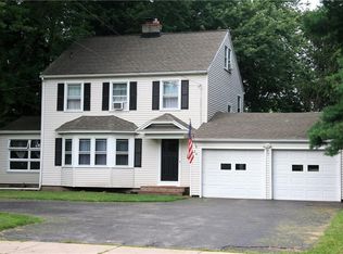 24 Straub Rd, Rochester, NY 14626