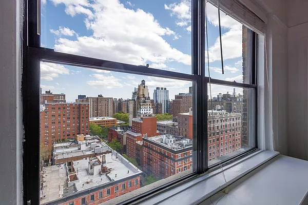 Sold by Berkshire Hathaway HomeServices New York Properties | media 24