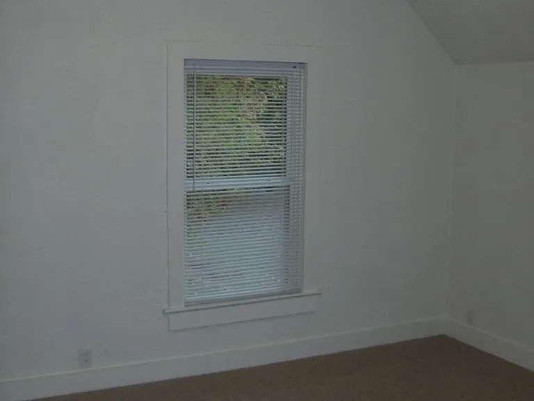826 W Elsie St — Photo 13