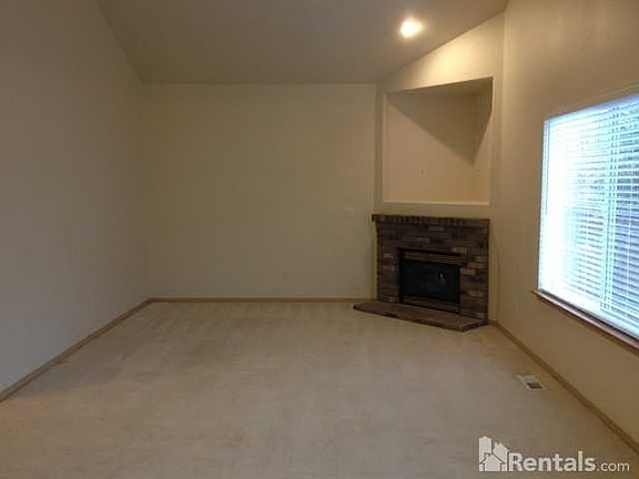 3rd image of 8205 185th Street Ct E
