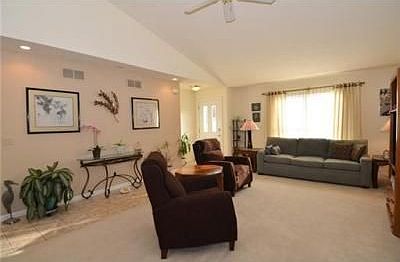 3rd image of 4363 Foxfire Dr
