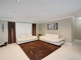 3712 Cleveland St, Hollywood, FL 33021