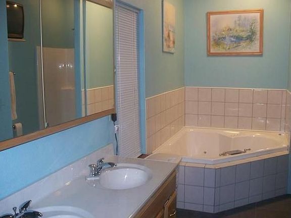 4th image of 212 Serenity Ct