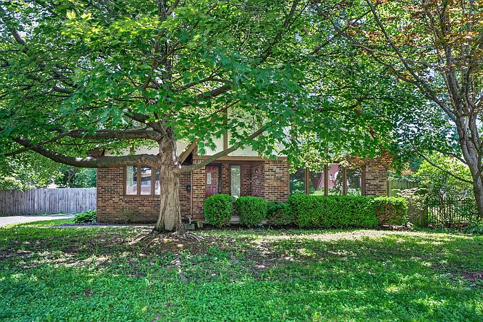 1st image of 4631 Graceland Ave