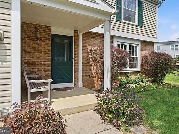 2nd image of 13 Warrior Brook Ct