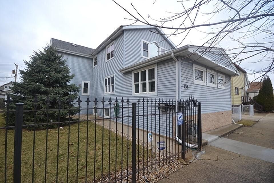 1st image of 138 N 23rd Ave #2