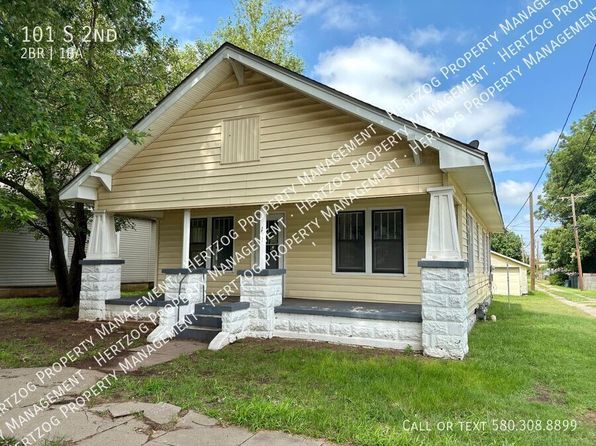 101 S 2nd St