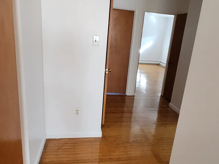7823 Summerdale Ave #1 — Photo 15