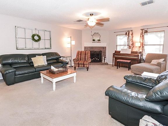 5th image of 1410 Leeward Ln