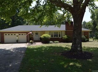 661 Piedmont Rd, Rutherfordton, NC 28139