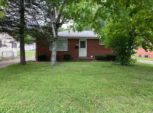 2417 N Graceland Ave, Decatur, IL 62526