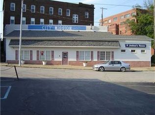 205 Bank Pl, Sharon, PA 16146