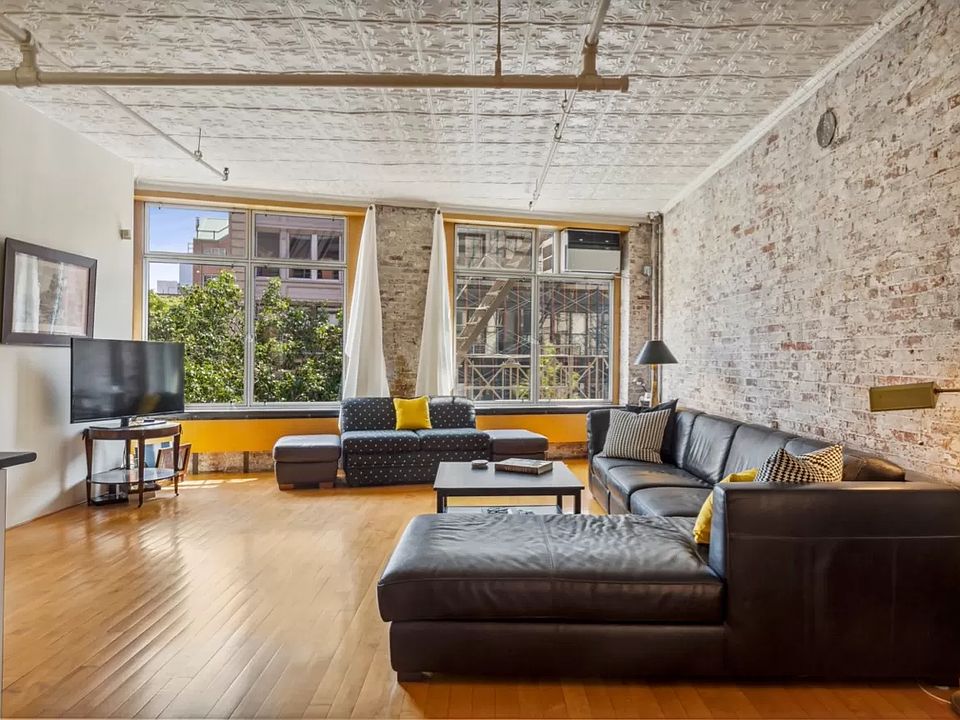 1st image of 242 Lafayette St APT 3S
