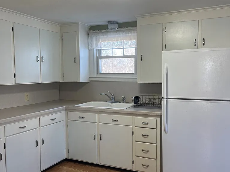 383 Wells Rd — Photo 4