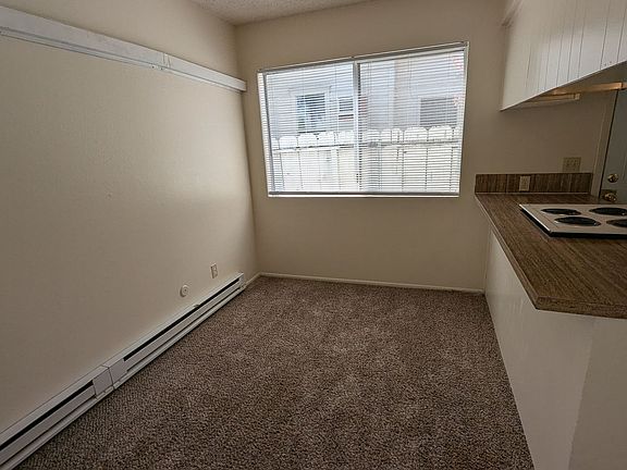 4th image of 303 N D St APT 1