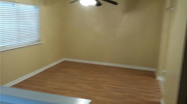 2nd image of 1027 S Montreal Ave