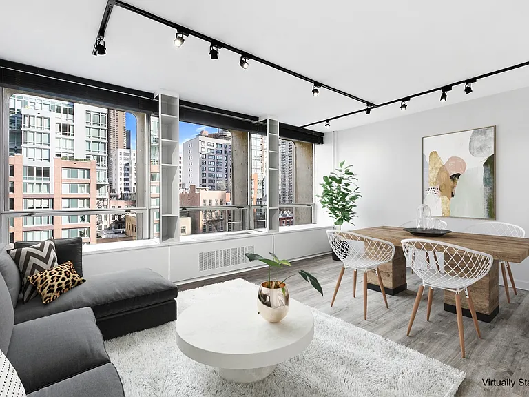 330 E 33rd St #4D — Photo 1