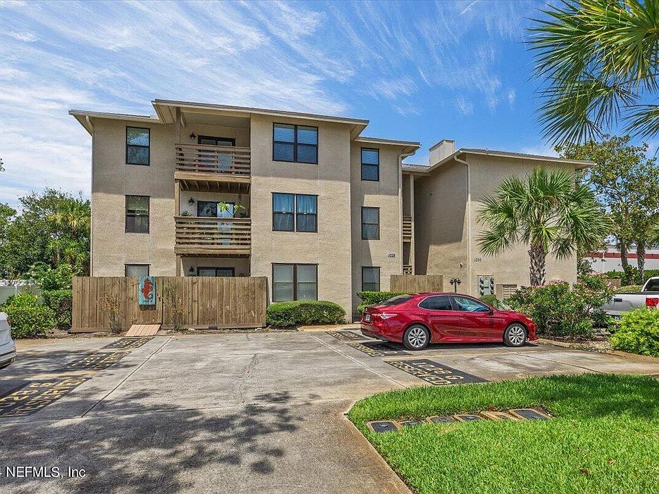 1st image of 1028 4TH Street N #1B