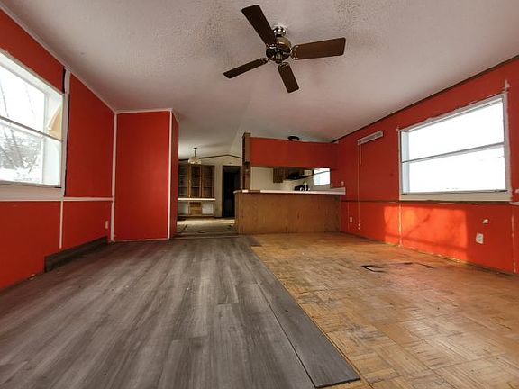 3rd image of 14750 Bursnville Pkwy W #293