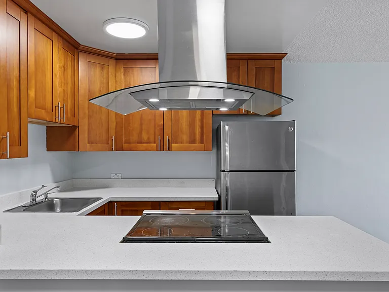 280 Howland St #303 — Photo 14