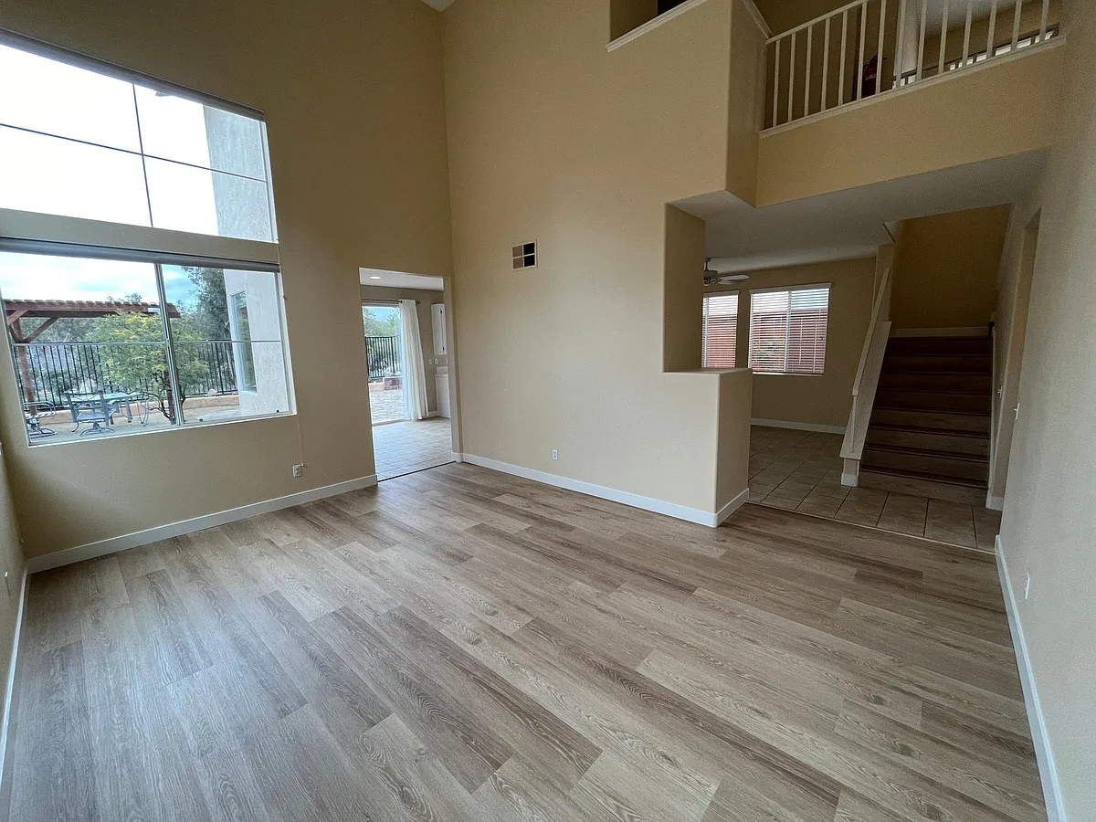 Spacious living room with high ceilings - 26808 Grommon Way