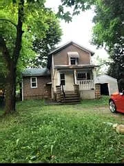 1515 White Ave