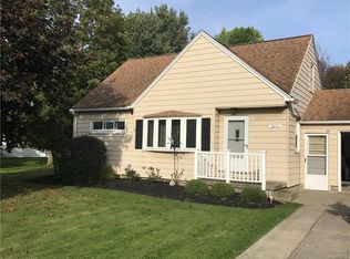 6841 Scherff Rd, Orchard Park, NY 14127