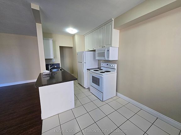 3rd image of 416 E 42nd St #207