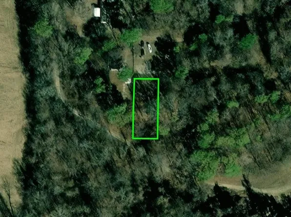 101 Pine Ln, Helena, AR 72342