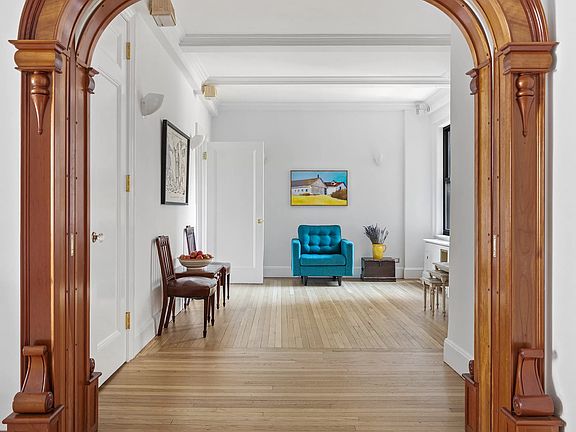 3rd image of 64 E 86th St #10AB