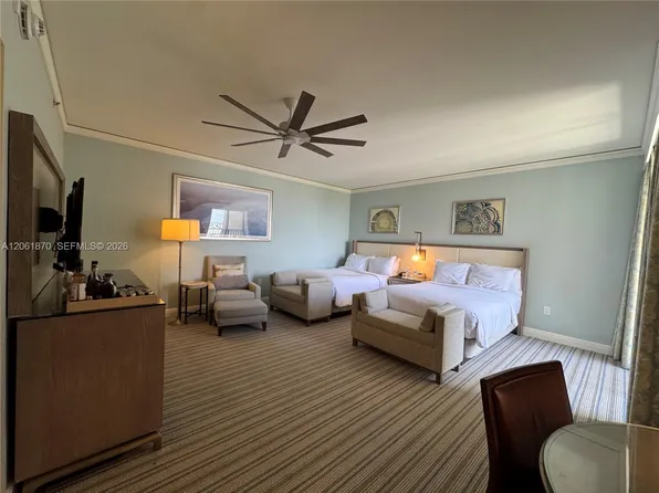 455 Grand Bay Dr #717, Key Biscayne, FL 33149