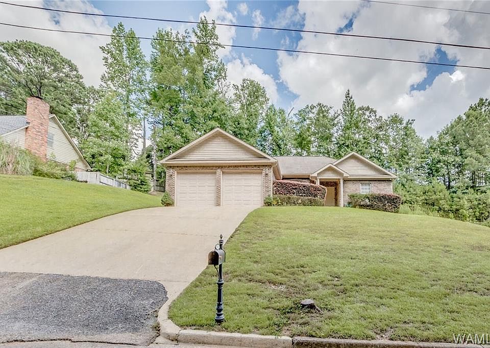 1st image of 4110 E Lake Dr