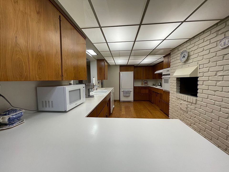 1st image of 196 Lynn Way