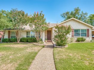 6607 Roundrock Rd, Dallas, TX 75248