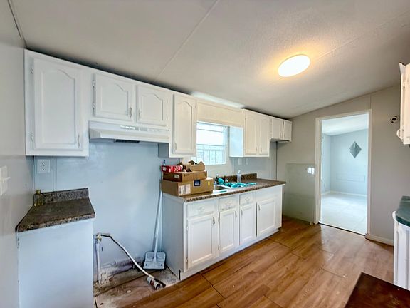 5th image of 709 Nispola Dr