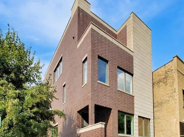 2224 W Roscoe St #A, Chicago, IL 60618
