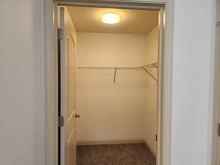 1033 Peterson Ave #308 — Photo 10
