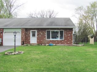 34 Olympian Dr, Delmar, NY 12159