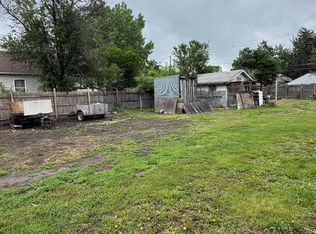 Oak Ave, Crete, NE 68333