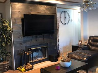 4315 Sussex Pl, Wayland, MI 49348