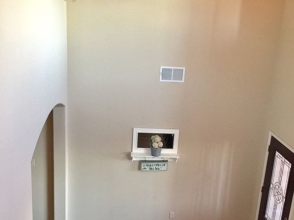 2nd image of 606 Longhorn Dr